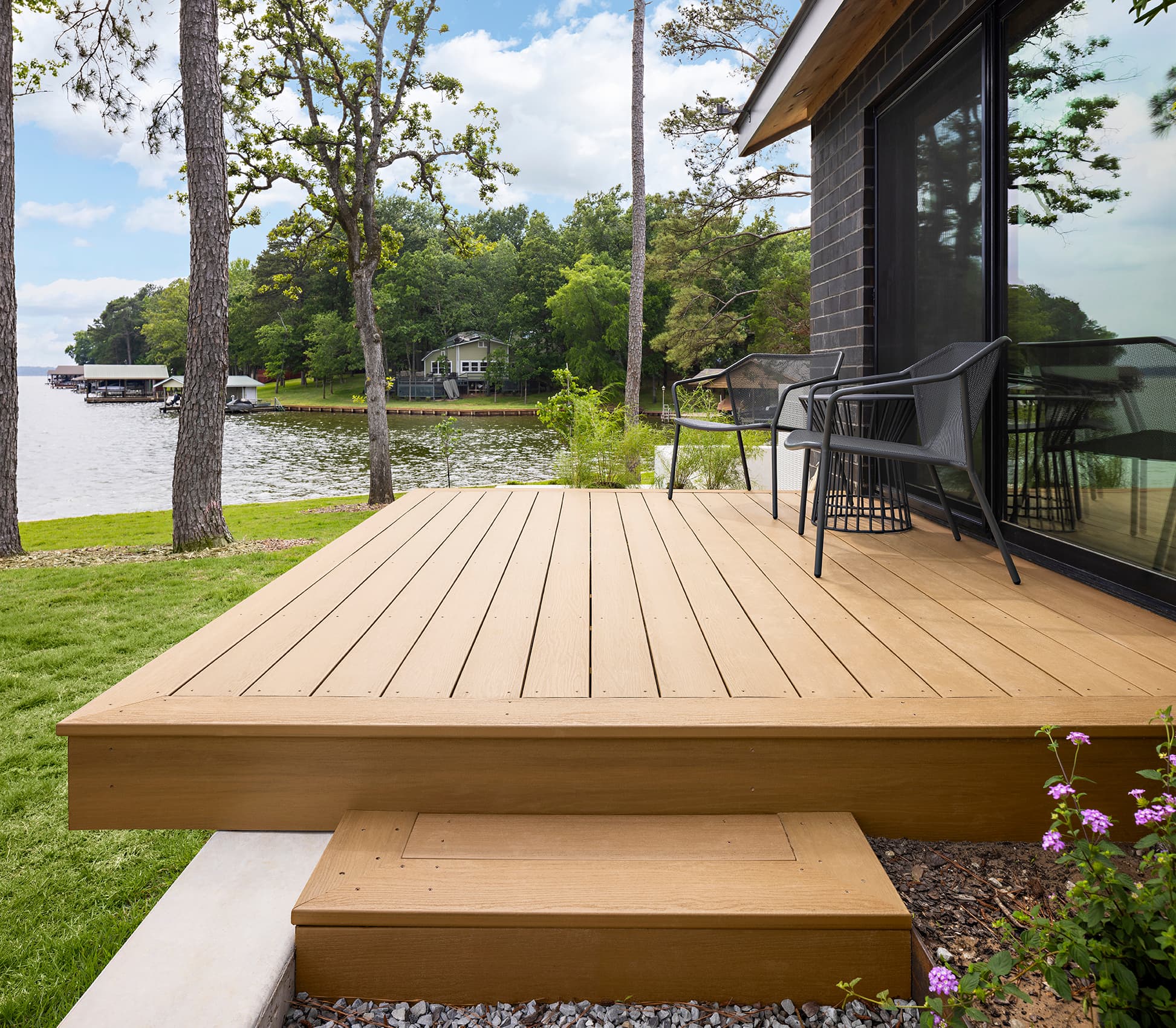 Decks & Outdoor Living